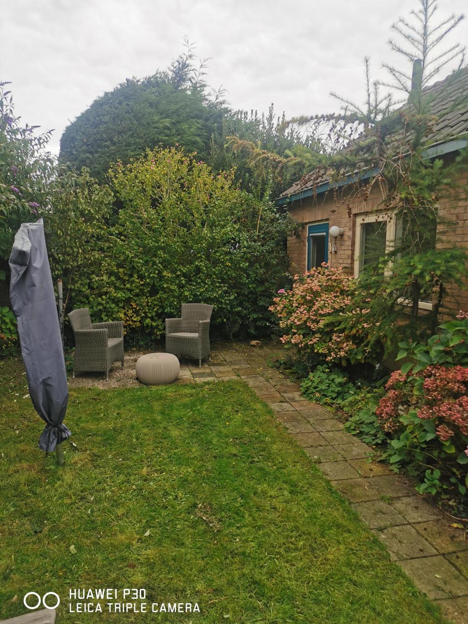 Cottage Egmond-Binnen Met Besloten Tuin Bagian luar foto